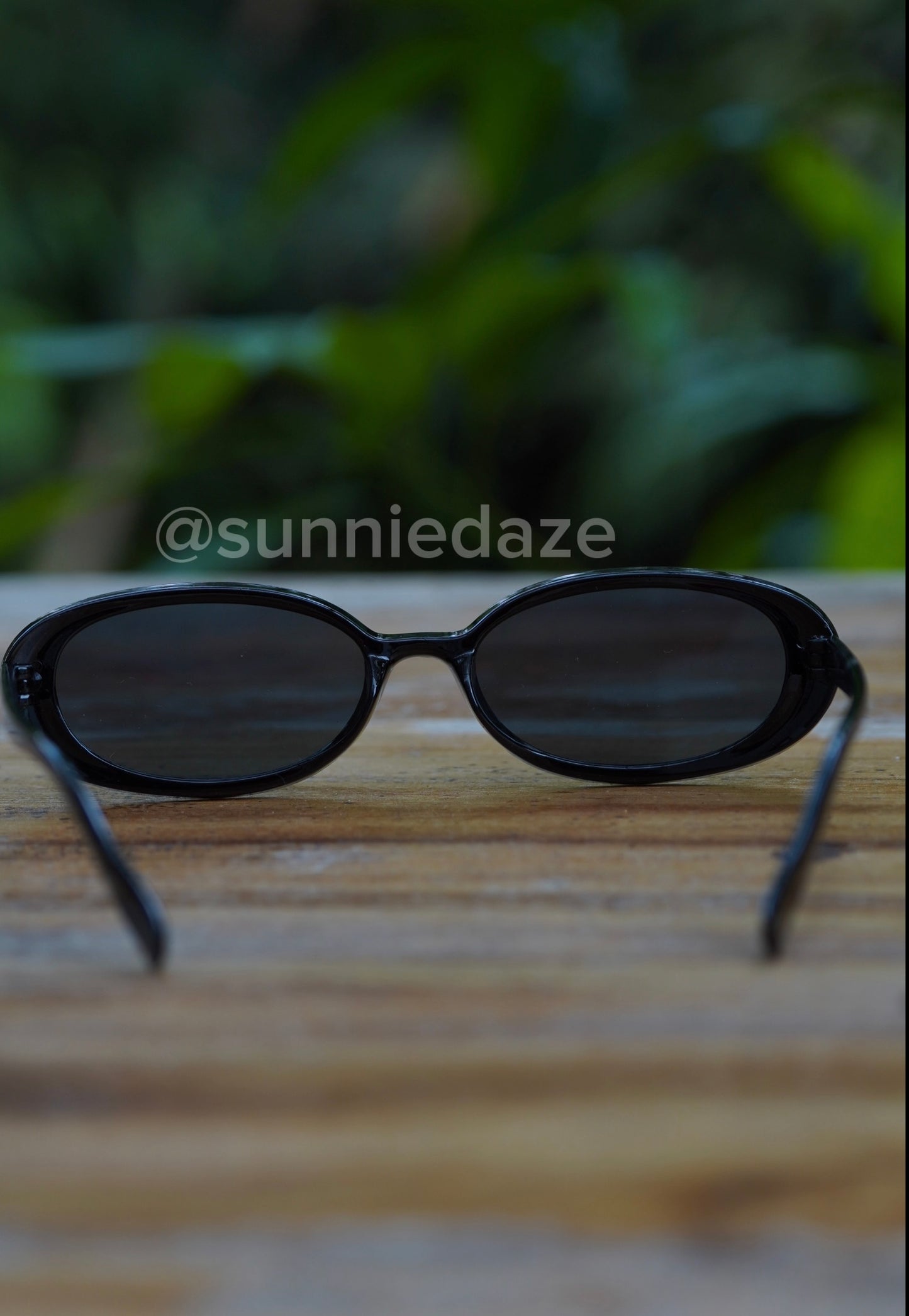 SunnieDaze Oval Petite Sexy Stylish Sunglasses Women